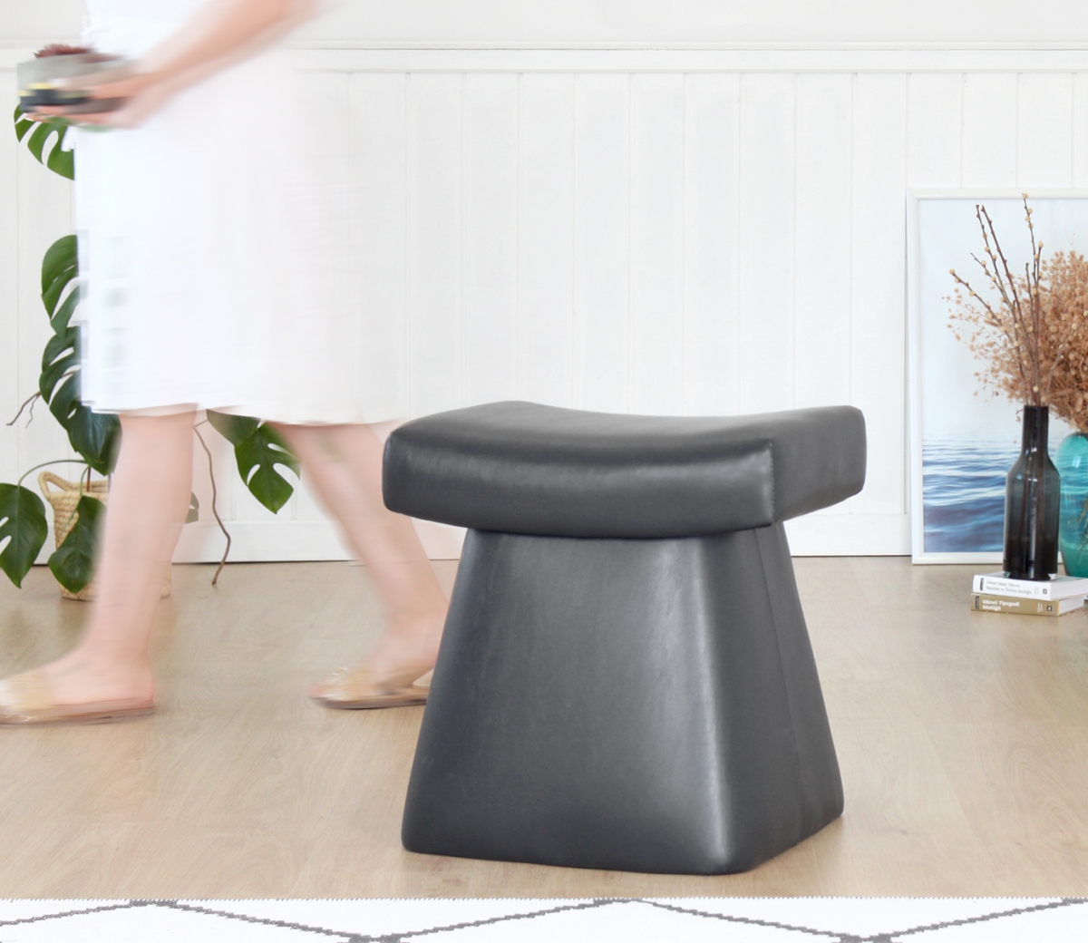 Dambert Deri Puf - Siyah