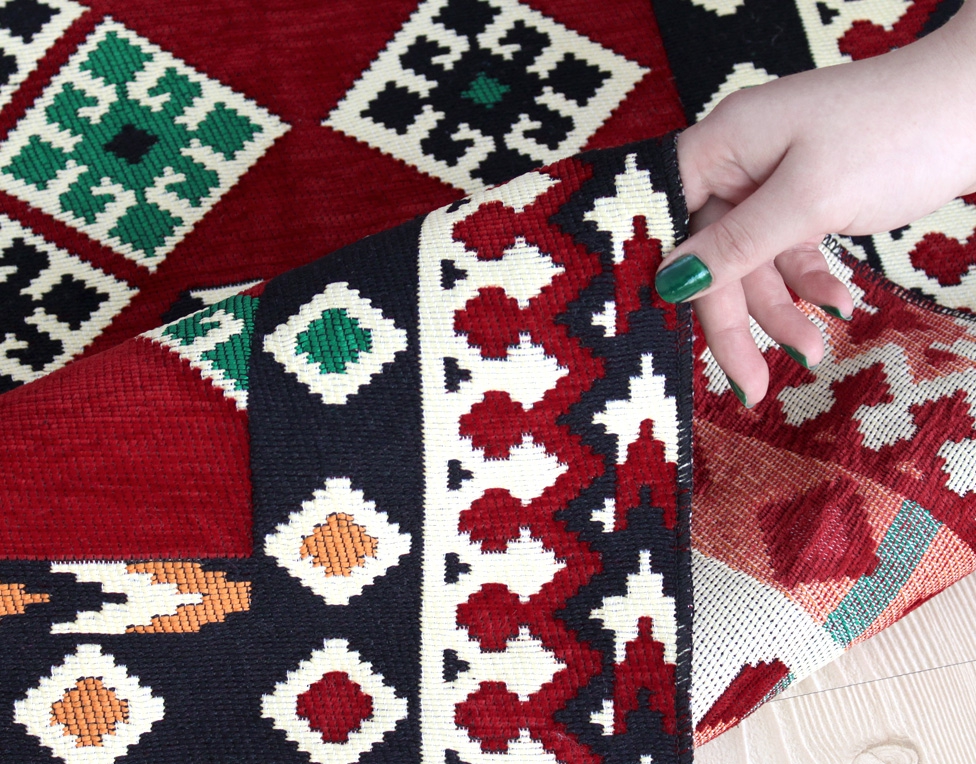 Yedi Hisar Kilim - Lidya