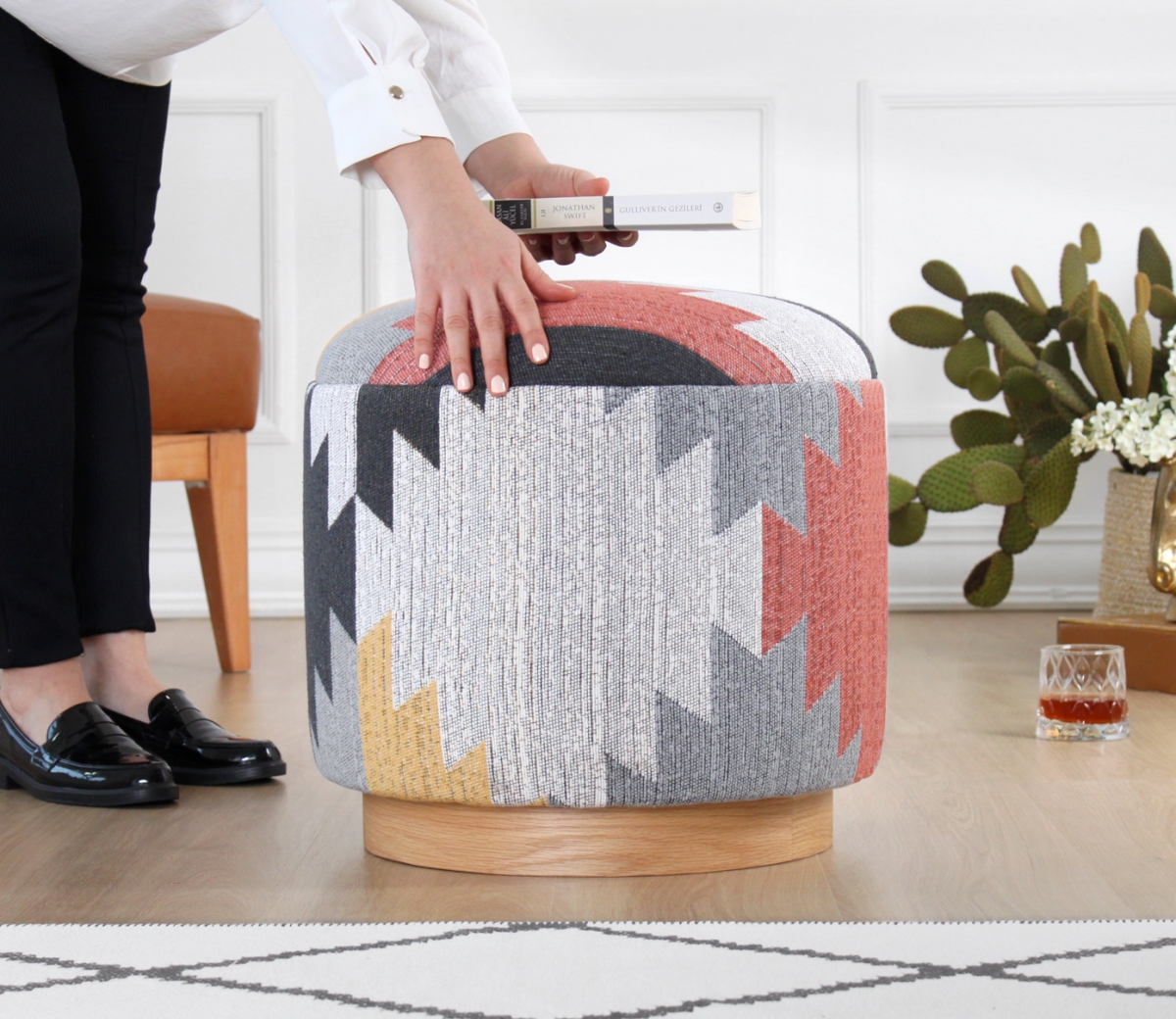 Ferruz Kilim Puf - Midas